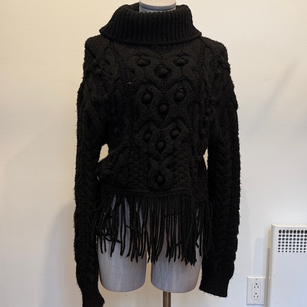 🖤 ZARA Black Chunky Knit Fringe Sweater – Size Small